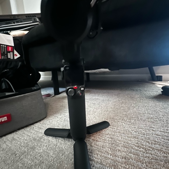 Black Camera Stabilizer Kit - Picture 2 of 3